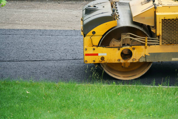 Best Residential Driveway Paver Services  in Lawrence, IN